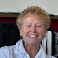 Lisa Housner