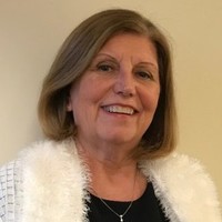 Karen Kmolineux