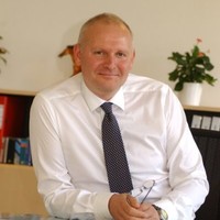 Niels Bach