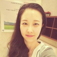 권은경