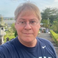 Karl Weaver  魏卡爾