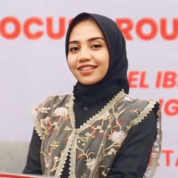 Riza Dwi Yanuar Kristanti
