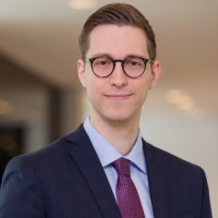 Lukas Peller, Cfa