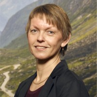 Randi Barstad R.