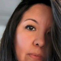 Helen Flores