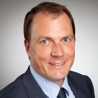 Dr. Filip Floegel