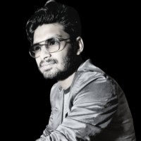 Naved akbar