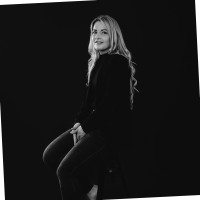 Denise Smaling, De Vries
