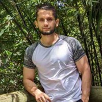 Farhad Ashna