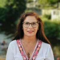 Anne-Rose De Castro