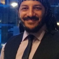 Steven Hills
