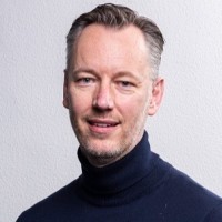 Bernhard Peters
