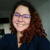 Ana Caroline Fernandes
