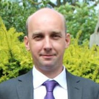 Robert Young Cmgr Mcmi
