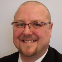 Simon Bennett