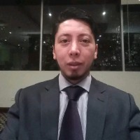 César Alvear