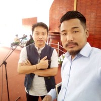Akai Zhimo