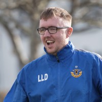 Llew Davies