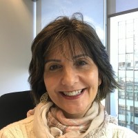 Anna Paula Barros