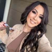 Renee Flores
