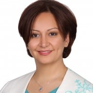 Elham Ayoubi