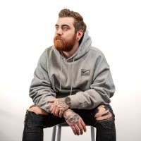 Lukas H.
