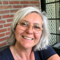 Anneke Van Mil