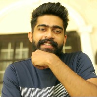 Naveen Davis