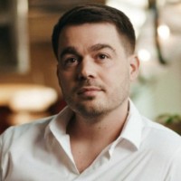Ruslan Bangert