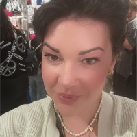 Victoria Ben-Zeev