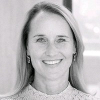 Annemieke Hiller