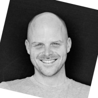 Dennis De Waart