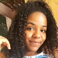 Anna Valéria Oliveira