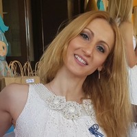 Yiota Kimonos