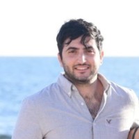 Omri Efroni