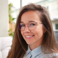 Claudia Moebus