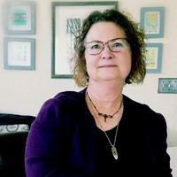 Suzie Glover