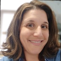 Nicole Dilello