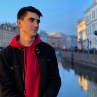Максим Чернев