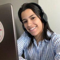 Julia Ferreira