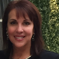 Illeana Gomez, Phd, Lcsw