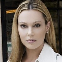 Debra Hayes