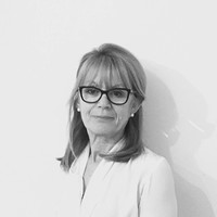 Helen Theos