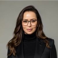Kelly Carvalho