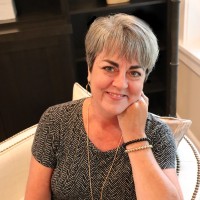 Suzanne Luttrell