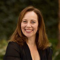 Laura P. Perretta (She/Her)            MA, FCIPD, FAHRI