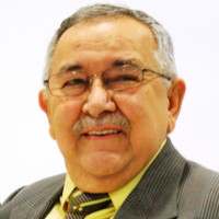 Dr.Miguel A. Camacho.