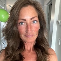 Amanda Tobin