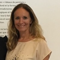 Suzanna Chambers