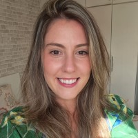Luciana Pelucio